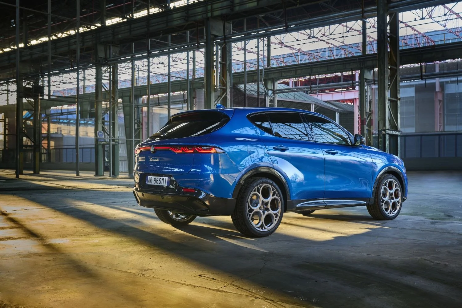 Alfa Romeo Tonale 1.3 T MultiAir (190 Hp) Plug-in Hybrid eQ4 Automatic2022 - thumbnail 12