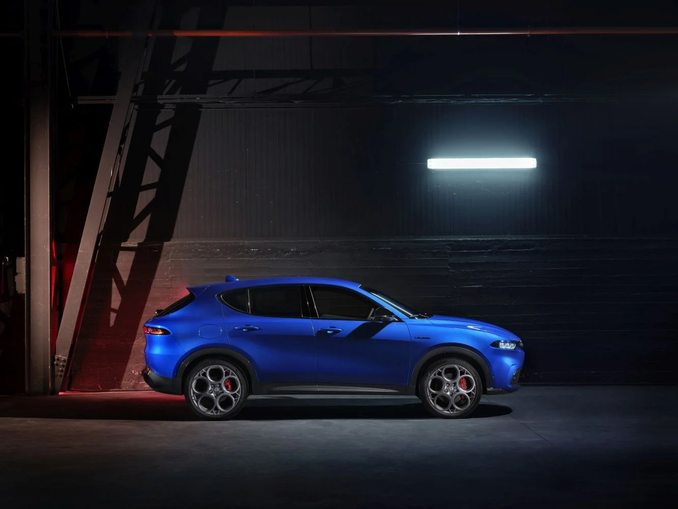 Alfa Romeo Tonale 1.3 T MultiAir (190 Hp) Plug-in Hybrid eQ4 Automatic2022 - thumbnail 9