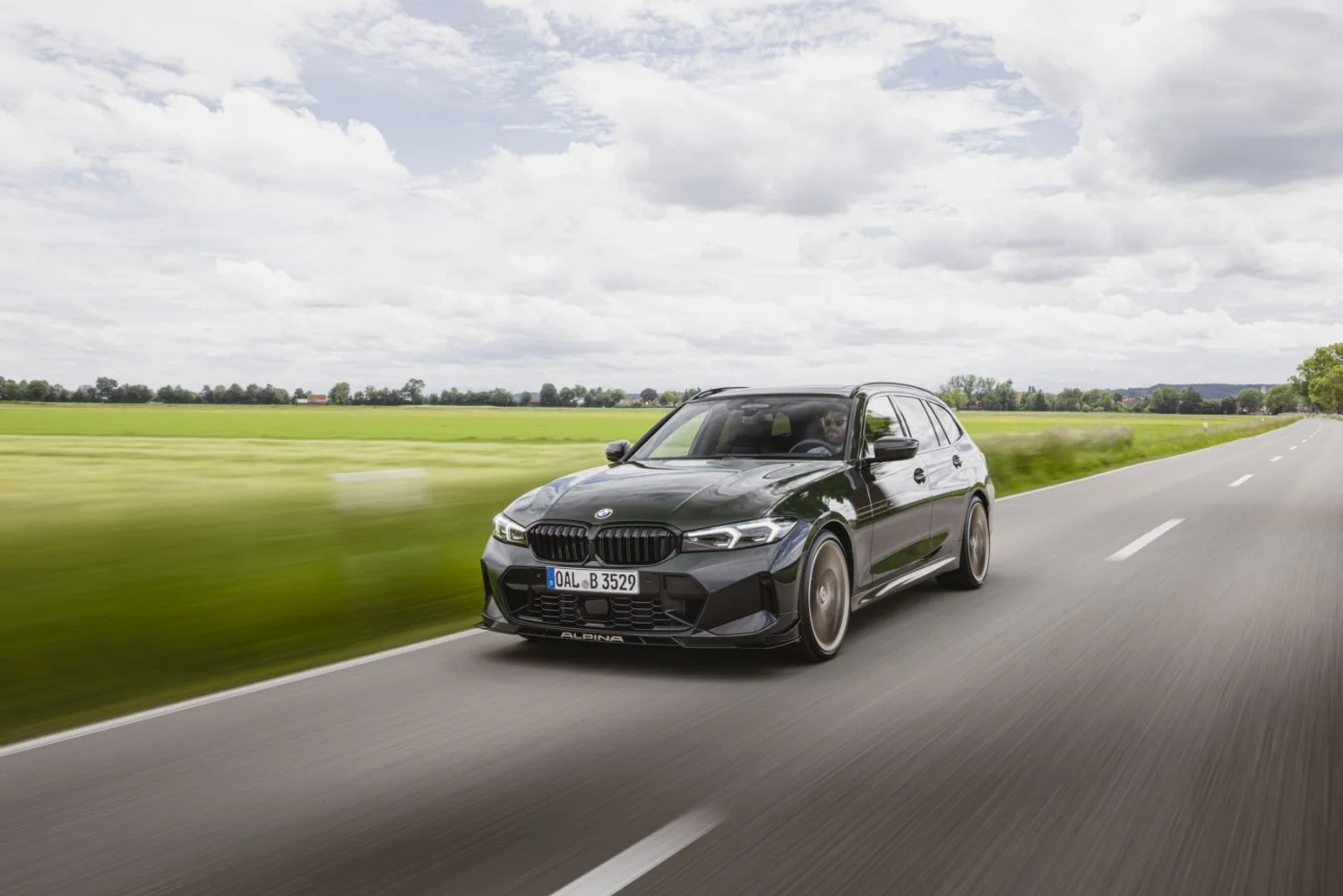 Alpina B3 GT 3.0 (529 Hp) AWD SWITCH-TRONIC2024 - - 1