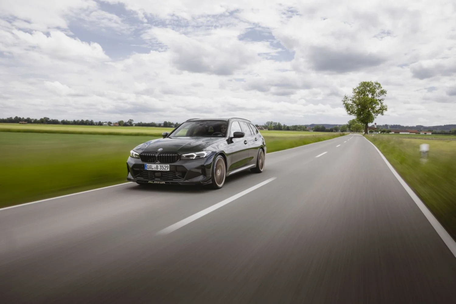 Alpina B3 GT 3.0 (529 Hp) AWD SWITCH-TRONIC2024 - thumbnail 2