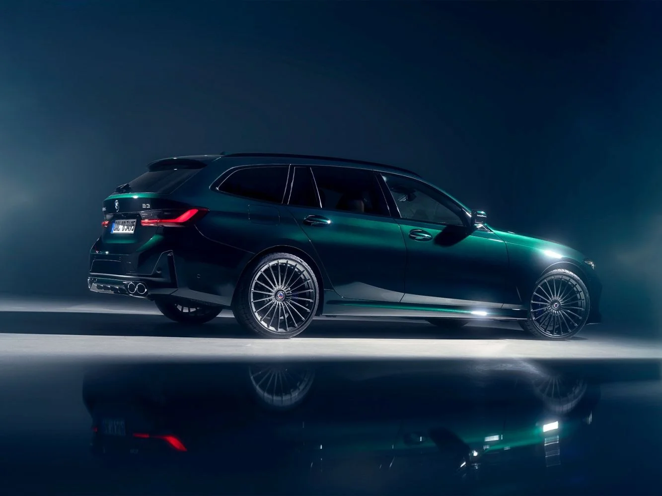 Alpina B3 3.0 (495 Hp) AWD SWITCH-TRONIC2022 - 2024 thumbnail 5