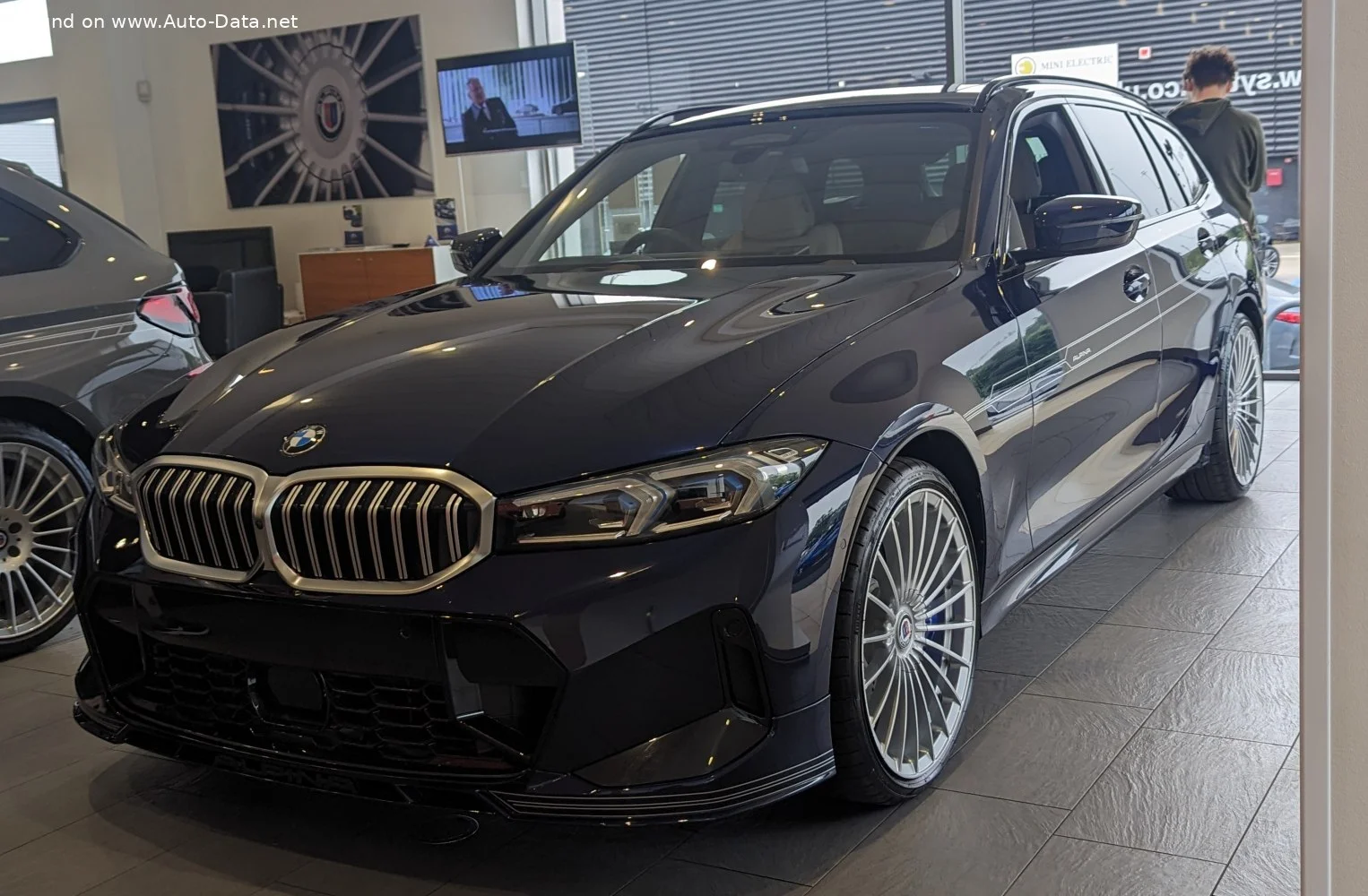 Alpina B3 3.0 (495 Hp) AWD SWITCH-TRONIC2022 - 2024 thumbnail 8