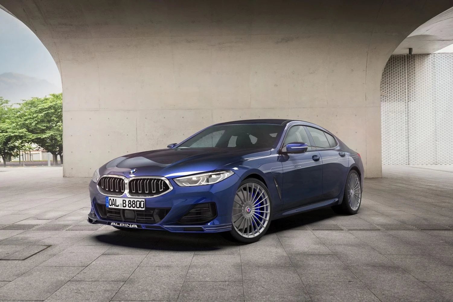 Alpina B8 modeli