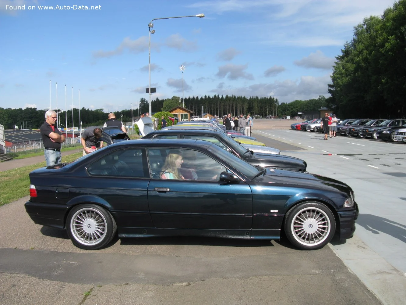 Alpina B8 4.0 i V8 32V (313 Hp)1993 - 1995 thumbnail 2