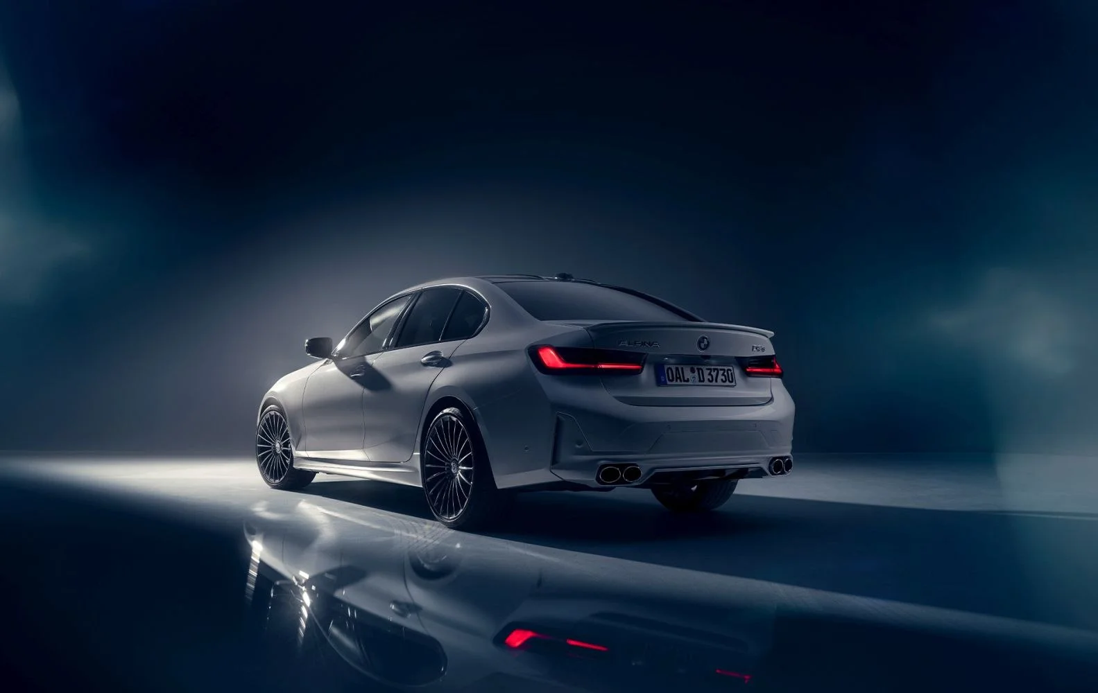Alpina D3 S 3.0 (355 Hp) Mild Hybrid AWD SWITCH-TRONIC2022 - thumbnail 2