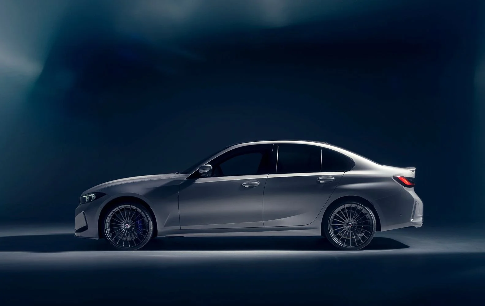 Alpina D3 S 3.0 (355 Hp) Mild Hybrid AWD SWITCH-TRONIC2022 - thumbnail 6