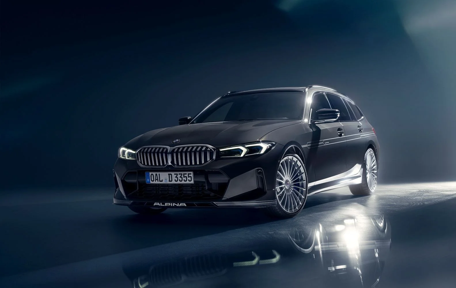 Alpina D3 S 3.0 (355 Hp) Mild Hybrid AWD SWTICH-TRONIC2022 - - 1