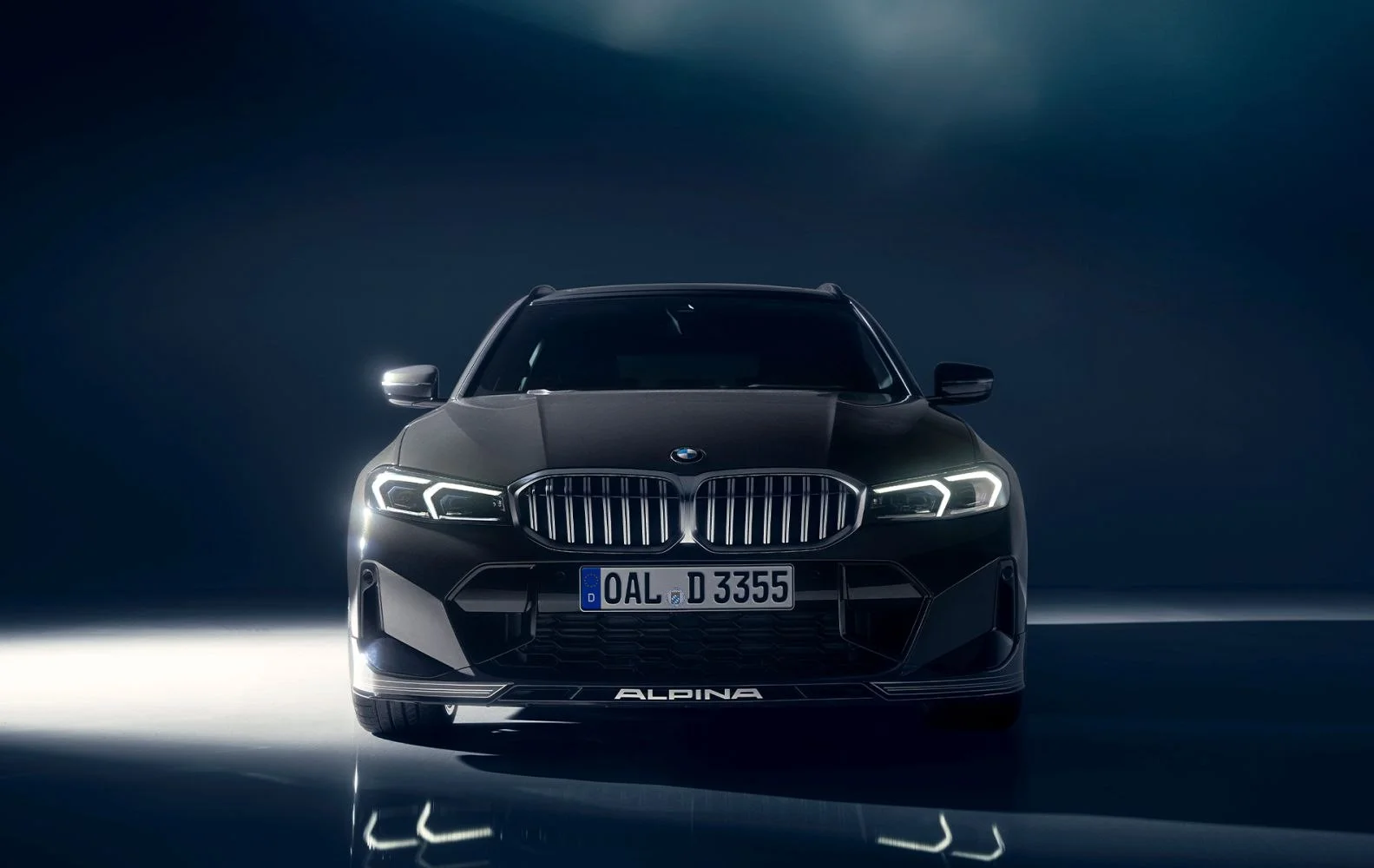 Alpina D3 S 3.0 (355 Hp) Mild Hybrid AWD SWTICH-TRONIC2022 - thumbnail 3
