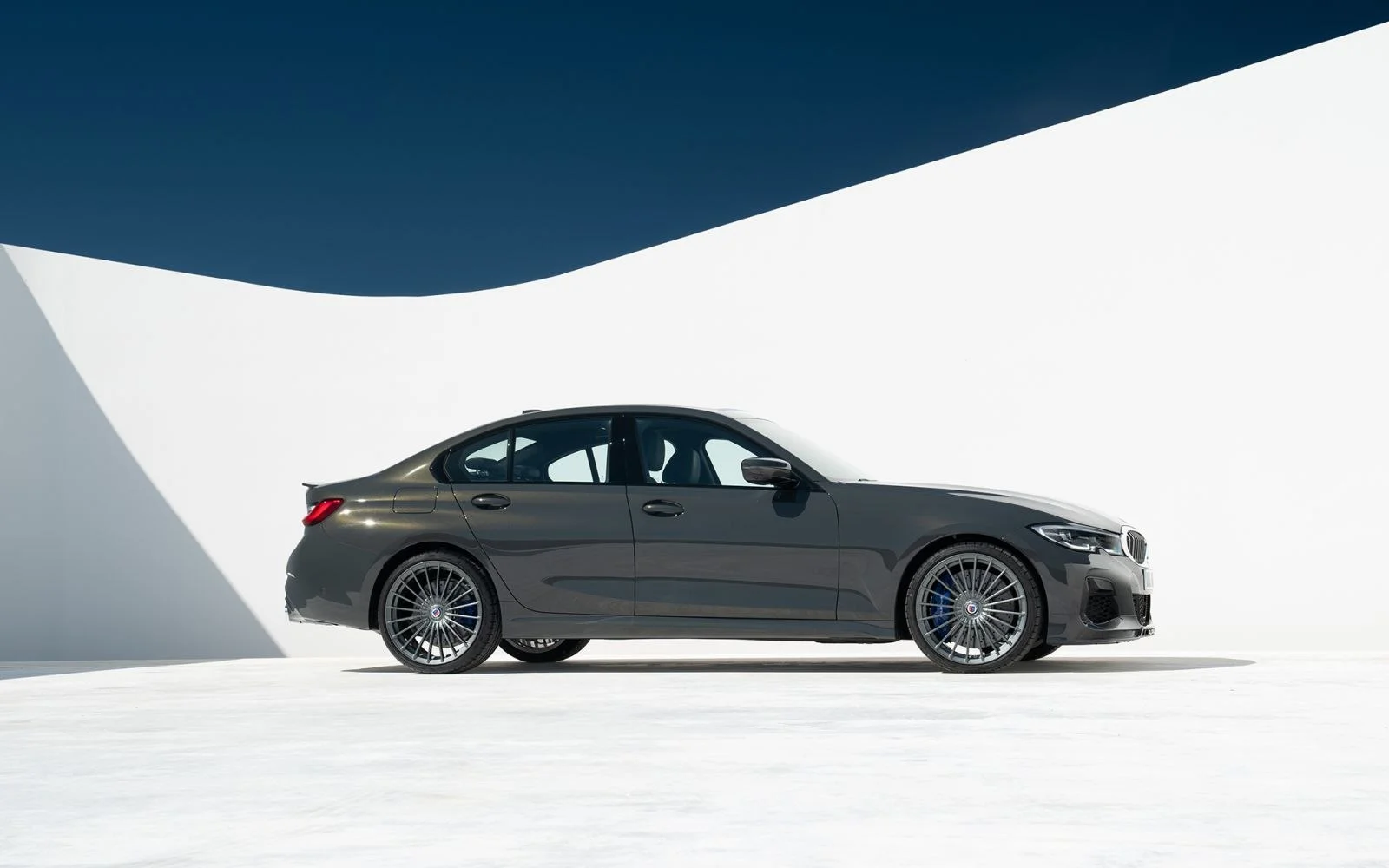 Alpina D3 S 3.0 (355 Hp) Mild Hybrid AWD Switch-Tronic2020 - 2022 thumbnail 5