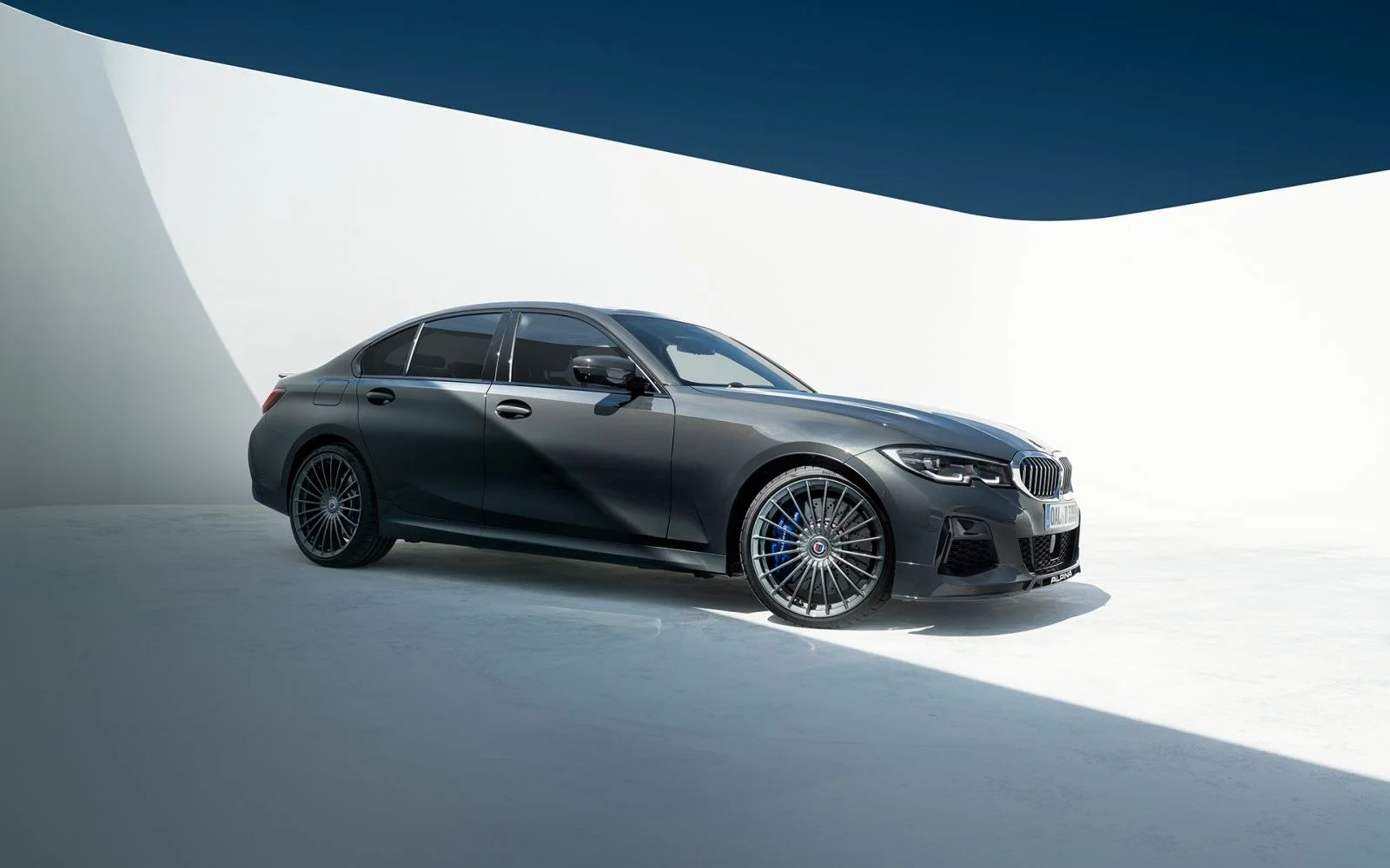 Alpina D3 S 3.0 (355 Hp) Mild Hybrid AWD Switch-Tronic2020 - 2022 thumbnail 6