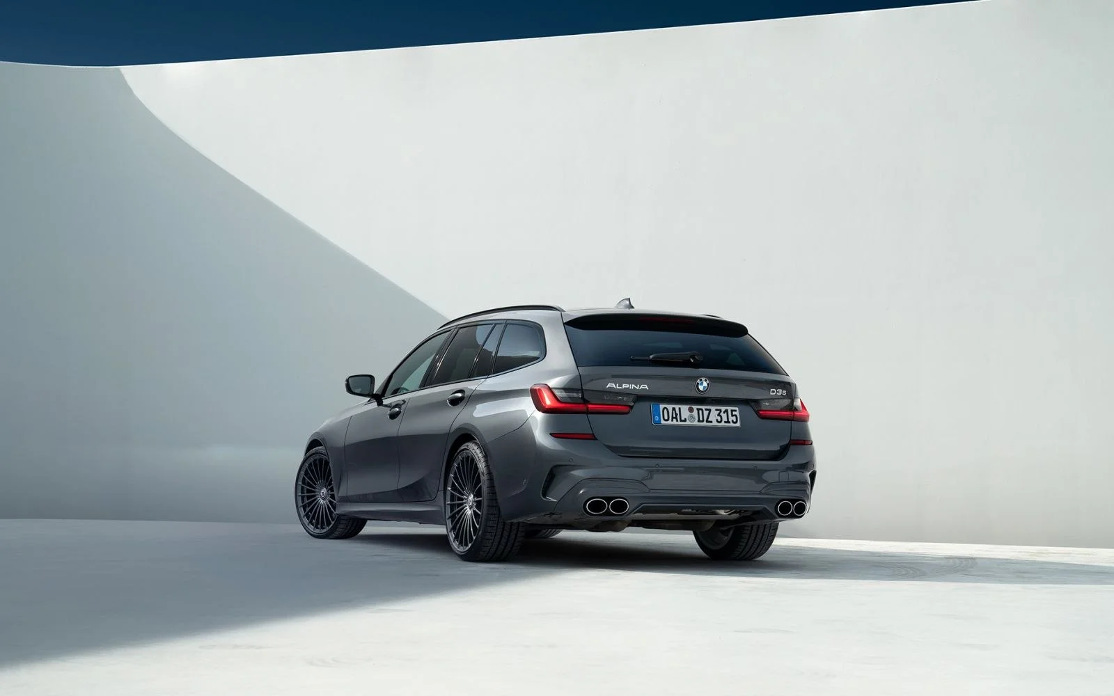 Alpina D3 S 3.0 (355 Hp) Mild Hybrid AWD Switch-Tronic2020 - 2022 thumbnail 4