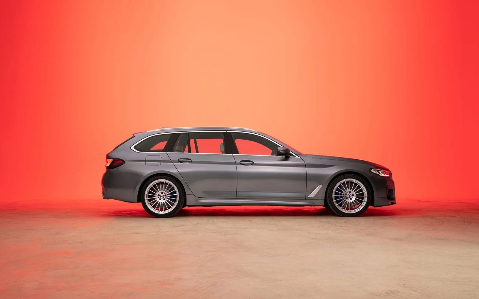 Alpina D5 S 3.0 (408 Hp) AWD Switch-Tronic2020 - thumbnail 4