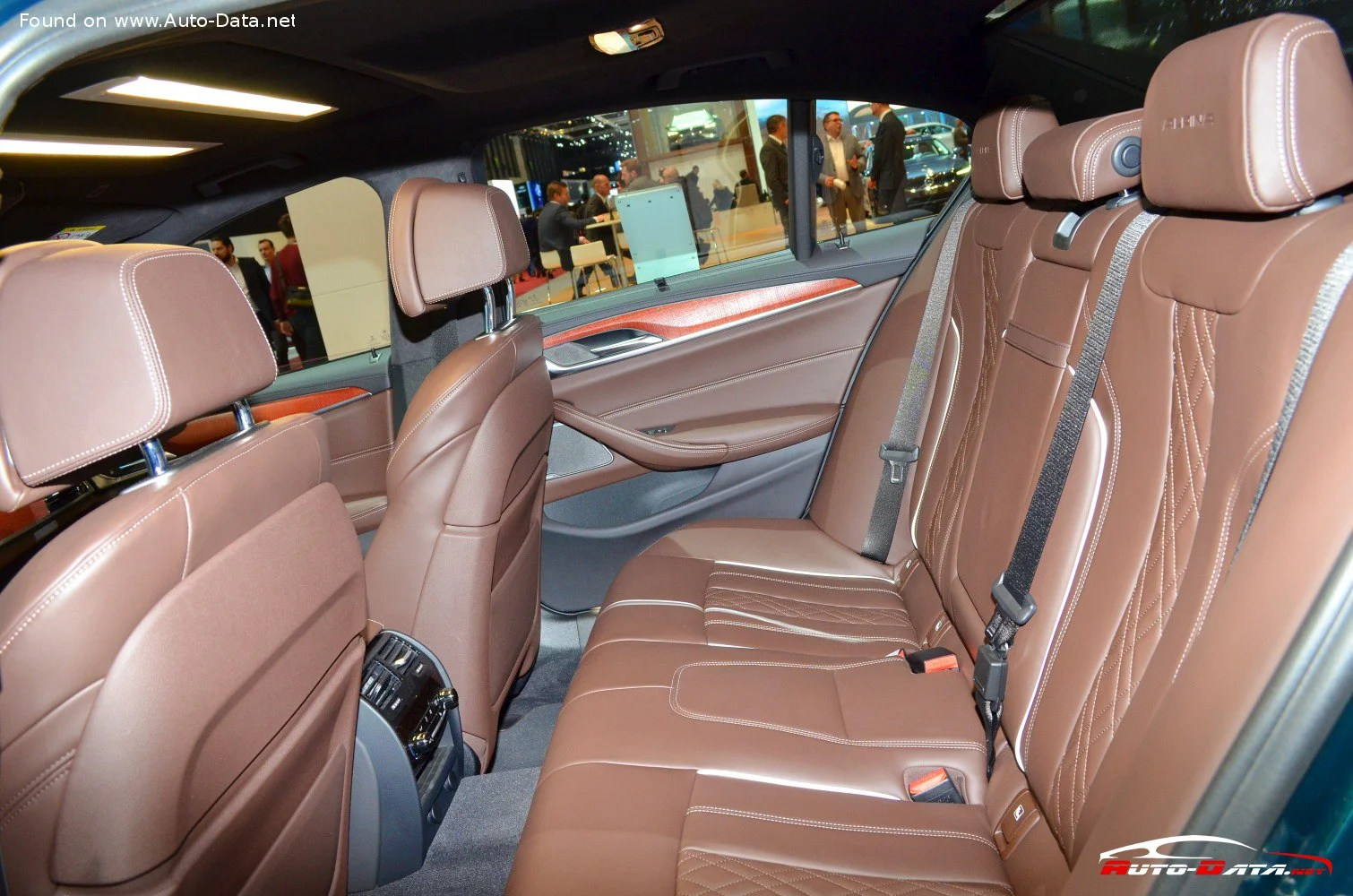 Alpina D5 S 3.0 (388 Hp) AWD Switch-Tronic2017 - 2020 thumbnail 8