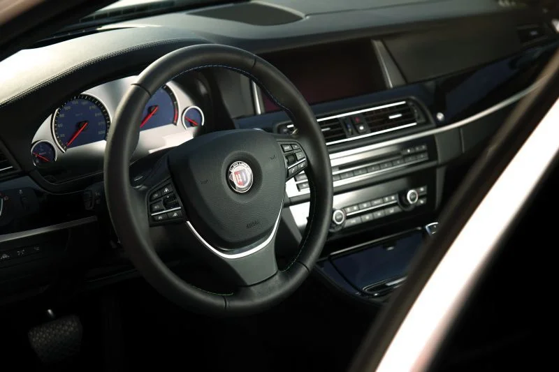 Alpina D5 3.0d (350 Hp) Switch-Tronic2013 - 2016 thumbnail 3