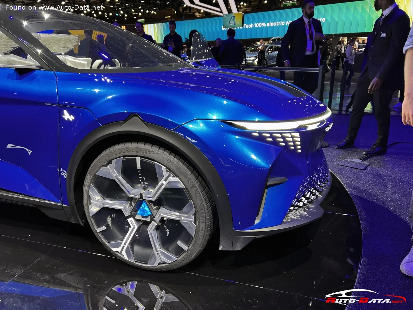 Alpine A390 Alpine A390_β concept thumbnail 3