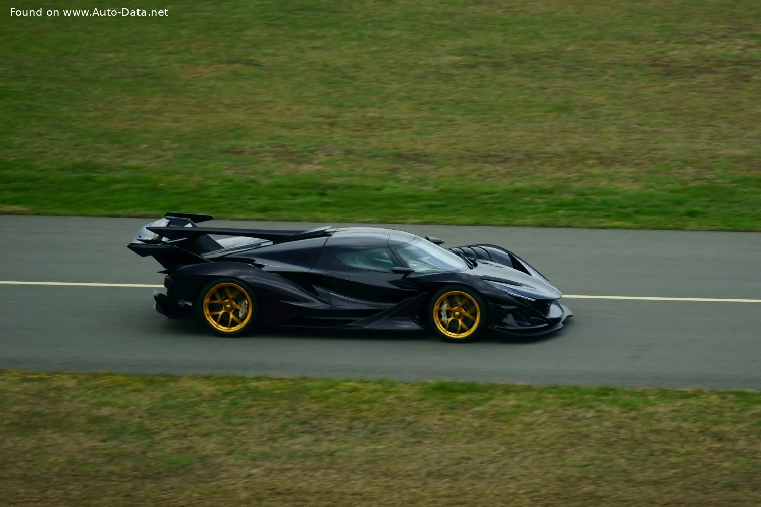Apollo IE 6.3 V12 (780 Hp)2017 - 2018 thumbnail 2