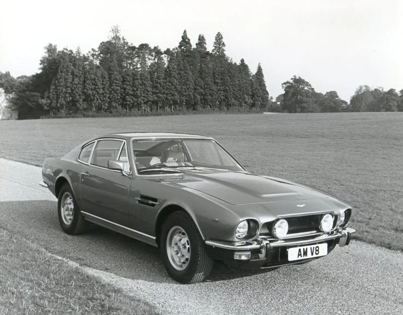 Aston Martin AMV8 5.3 (438 Hp)1972 - 1986 thumbnail 7