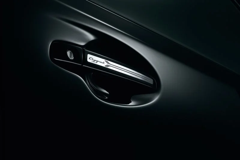 Aston Martin Cygnet 1.33 Dual VVT-i (98 Hp)2011 - 2013 thumbnail 3