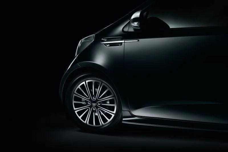 Aston Martin Cygnet 1.33 Dual VVT-i (98 Hp)2011 - 2013 thumbnail 9