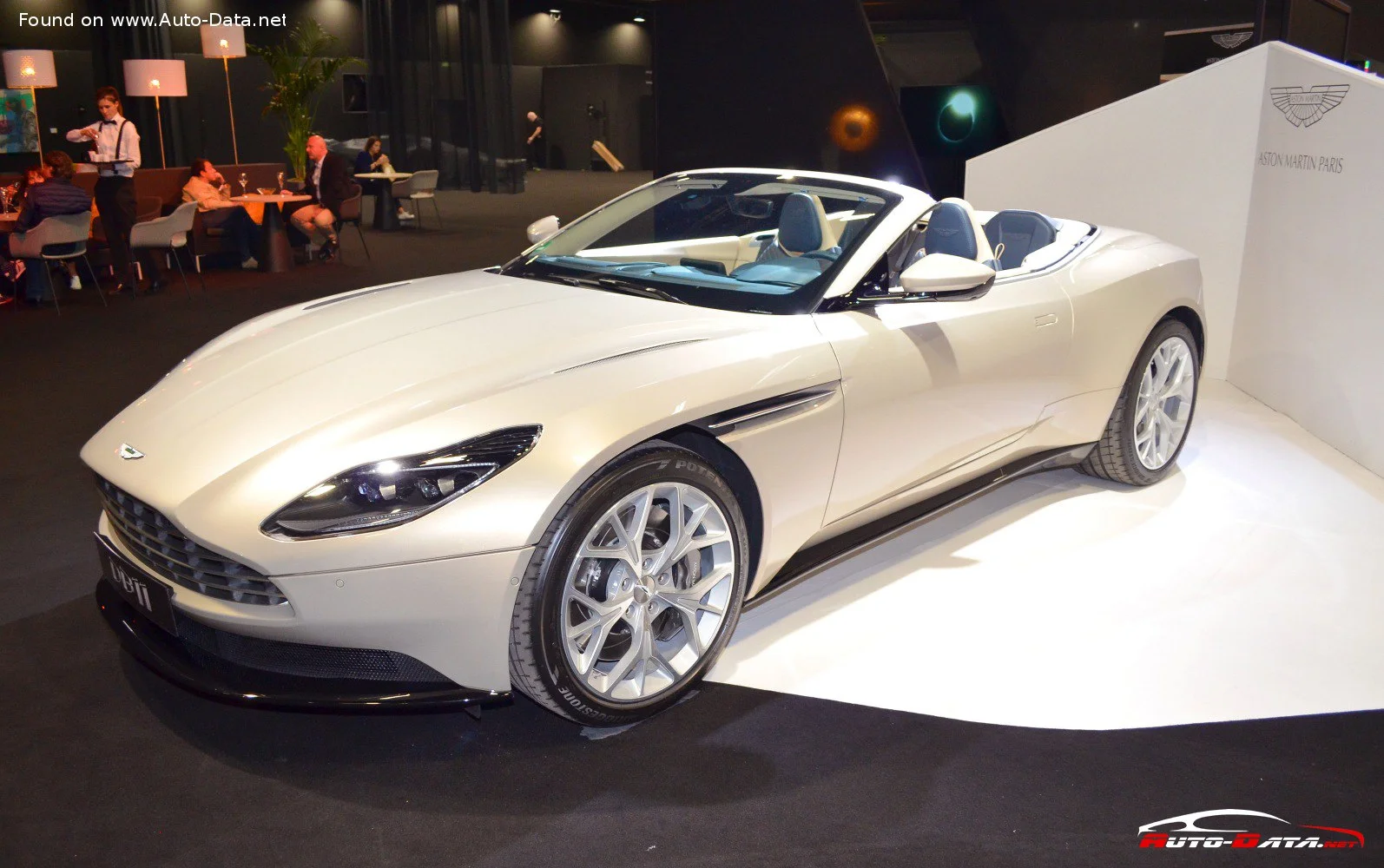 Aston Martin DB11 4.0 V8 (510 Hp) Automatic2018 - 2021 - 1