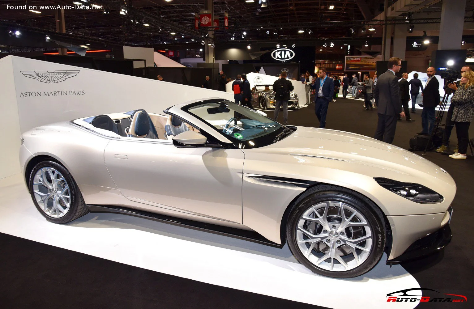 Aston Martin DB11 4.0 V8 (510 Hp) Automatic2018 - 2021 thumbnail 18