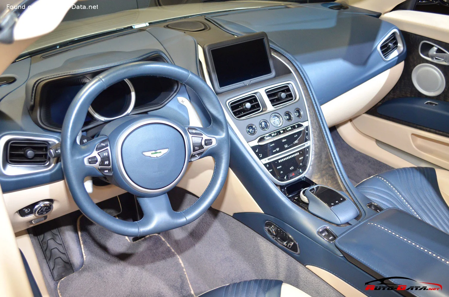 Aston Martin DB11 4.0 V8 (510 Hp) Automatic2018 - 2021 thumbnail 3