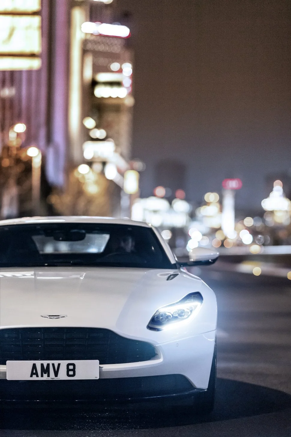 Aston Martin DB11 4.0 V8 (503 Hp) Automatic2017 - 2021 thumbnail 15