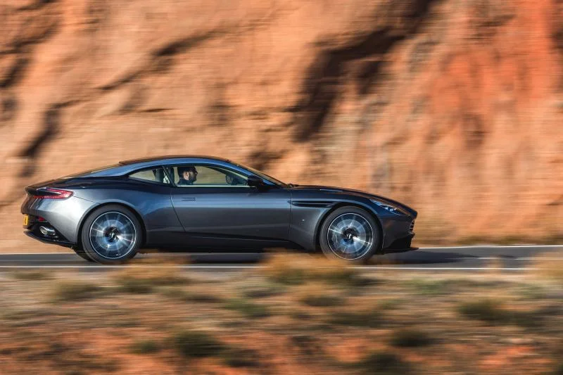 Aston Martin DB11 4.0 V8 (503 Hp) Automatic2017 - 2021 thumbnail 9
