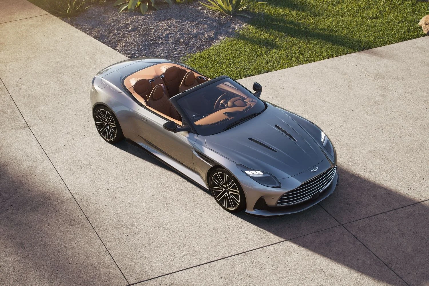 Aston Martin DB12 4.0 V8 (680 Hp) Automatic2023 - thumbnail 12