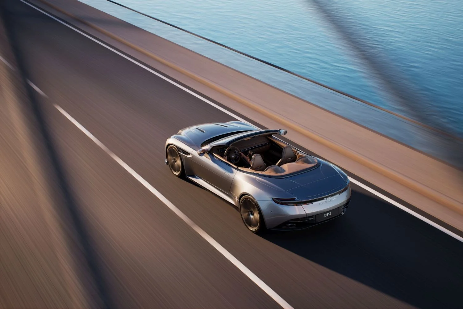 Aston Martin DB12 4.0 V8 (680 Hp) Automatic2023 - thumbnail 13