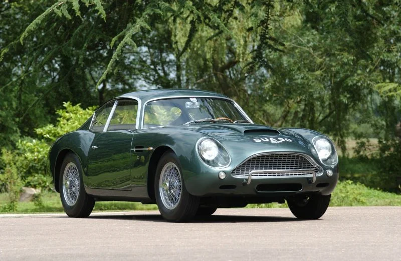 Aston Martin DB4 3.7 (318 Hp)1960 - 1963 - 1