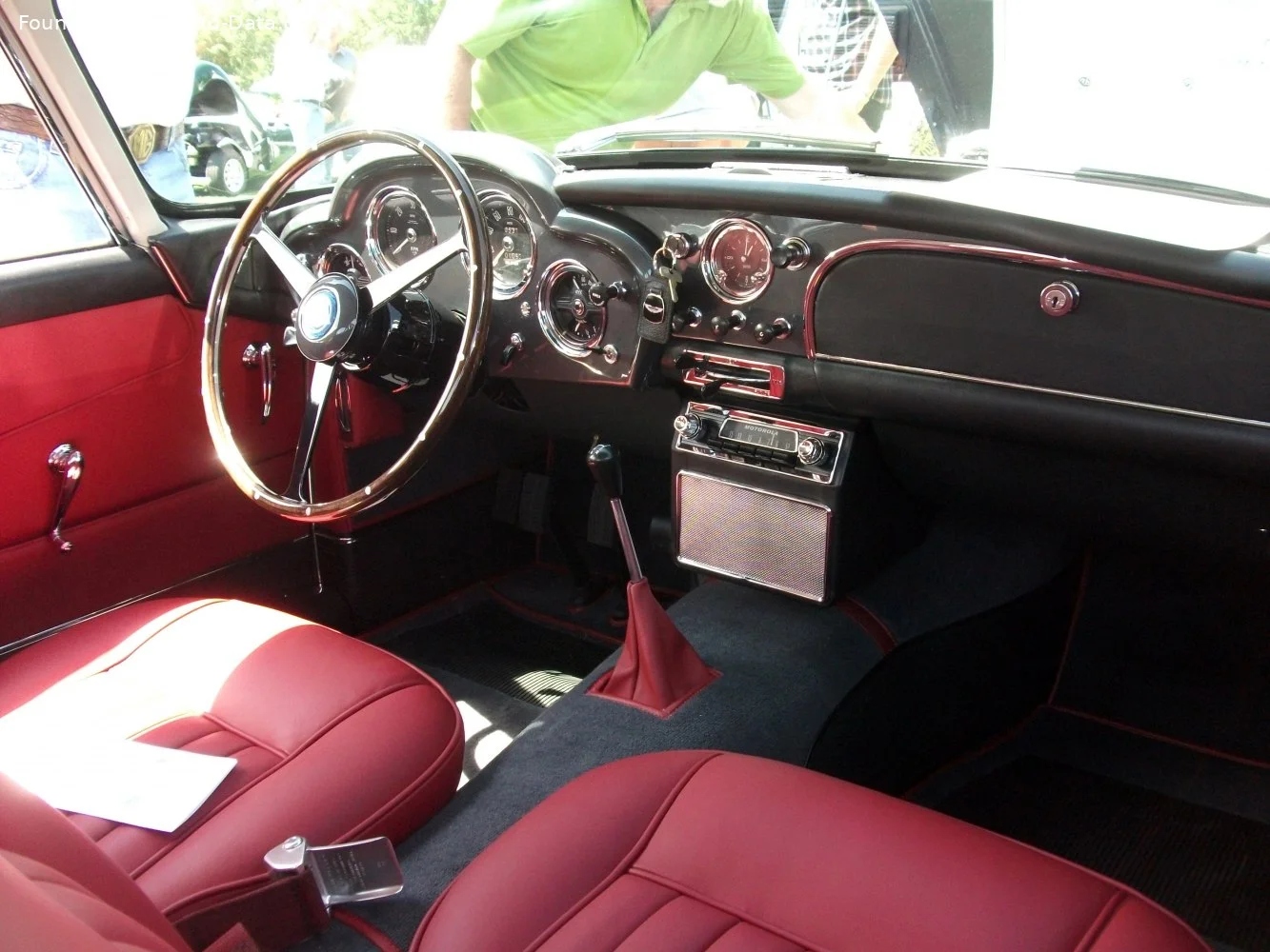 Aston Martin DB4 3.7 (243 Hp)1958 - 1963 thumbnail 14
