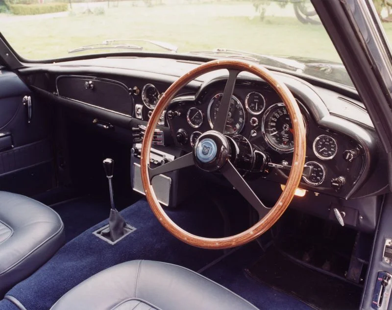 Aston Martin DB6 4.0 (286 Hp)1966 - 1969 thumbnail 5