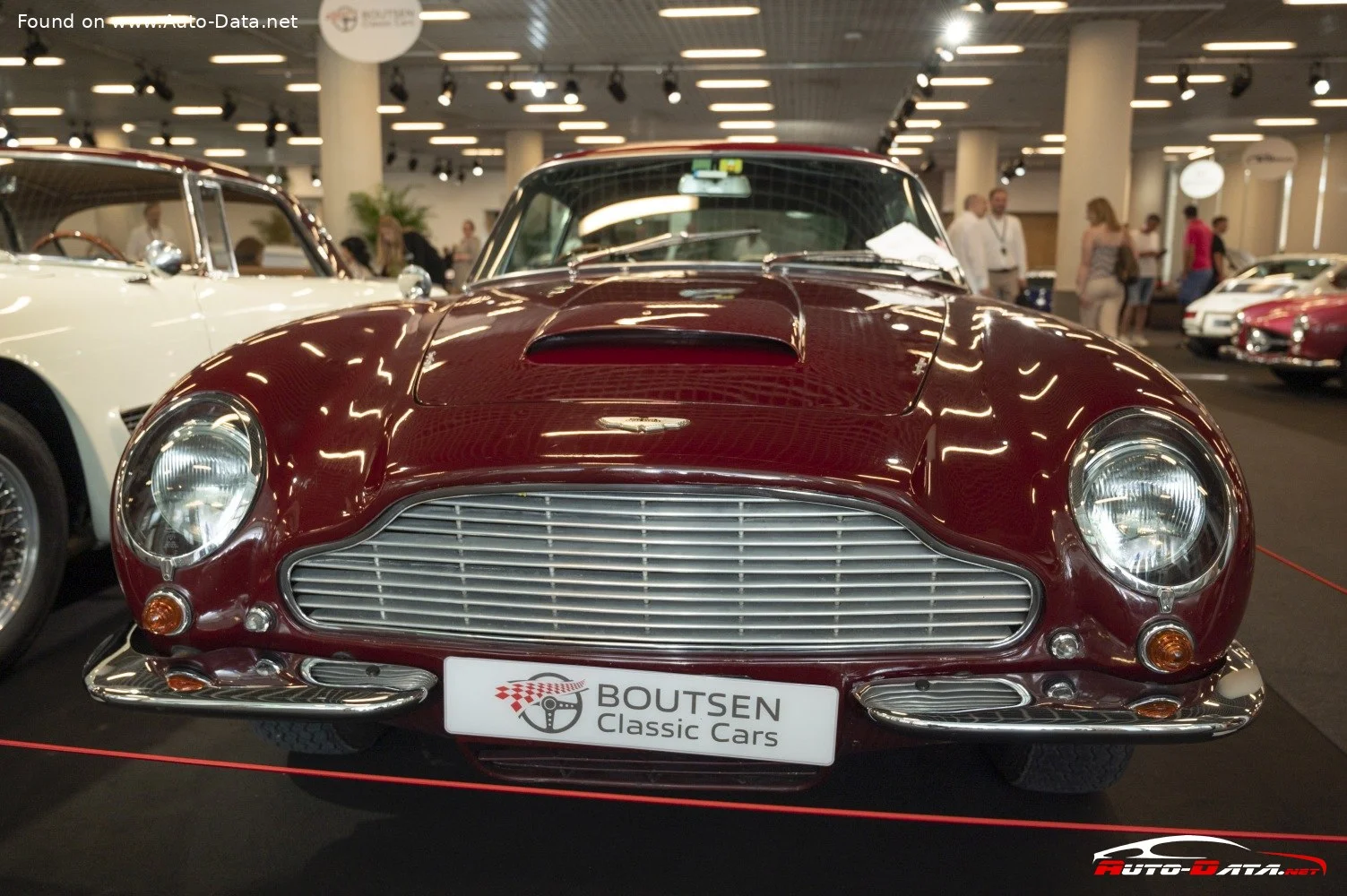 Aston Martin DB6 4.0 (286 Hp)1965 - 1969 thumbnail 17