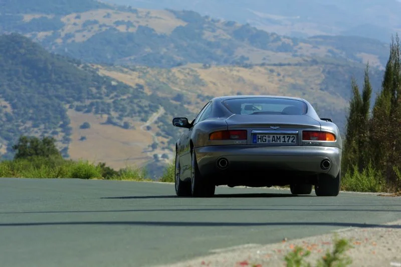 Aston Martin DB7 5.9i V12 48V (420 Hp)1999 - 1999 thumbnail 14