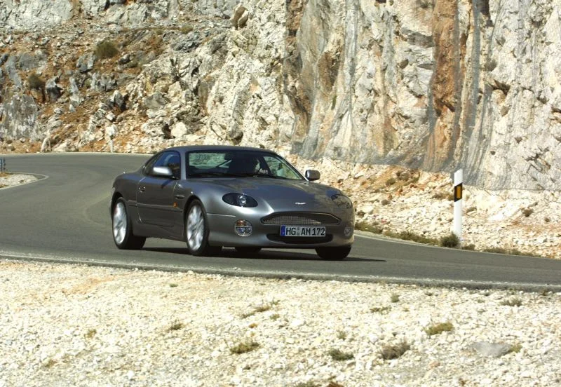 Aston Martin DB7 5.9i V12 48V (420 Hp)1999 - 1999 thumbnail 17