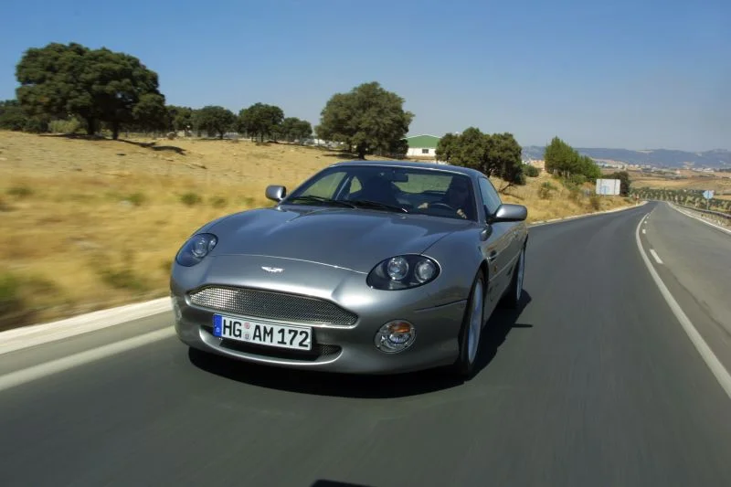 Aston Martin DB7 5.9i V12 48V (420 Hp)1999 - 1999 thumbnail 18