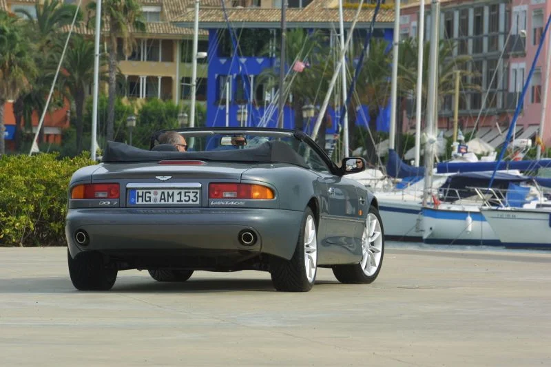 Aston Martin DB7 3.2 (360 Hp)1996 - 1999 thumbnail 17