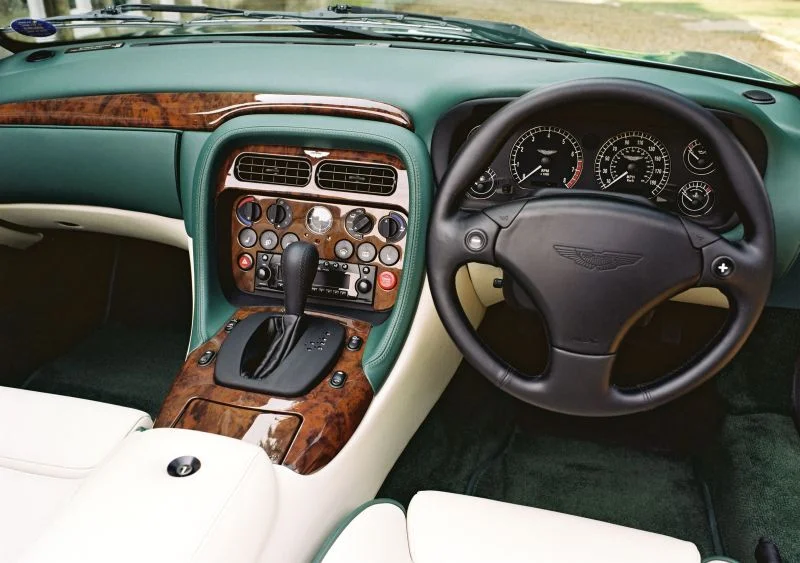 Aston Martin DB7 3.2 (360 Hp)1996 - 1999 thumbnail 3