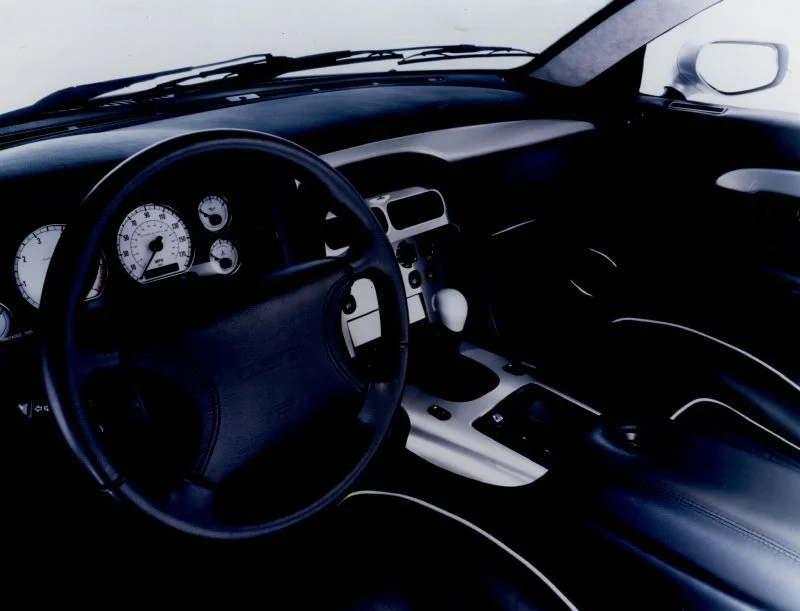 Aston Martin DB7 3.2 (360 Hp)1994 - 1999 thumbnail 5