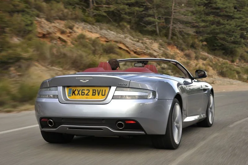 Aston Martin DB9 6.0 V12 (517 Hp) Automatic2012 - 2015 thumbnail 2