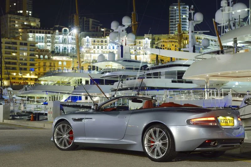 Aston Martin DB9 6.0 V12 (517 Hp) Automatic2012 - 2015 thumbnail 18