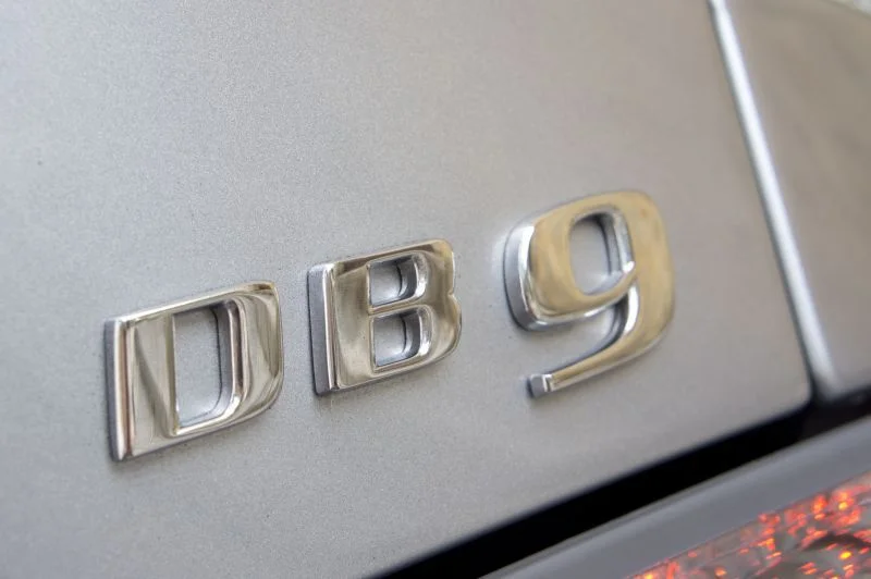 Aston Martin DB9 6.0 V12 (517 Hp) Automatic2012 - 2015 thumbnail 9