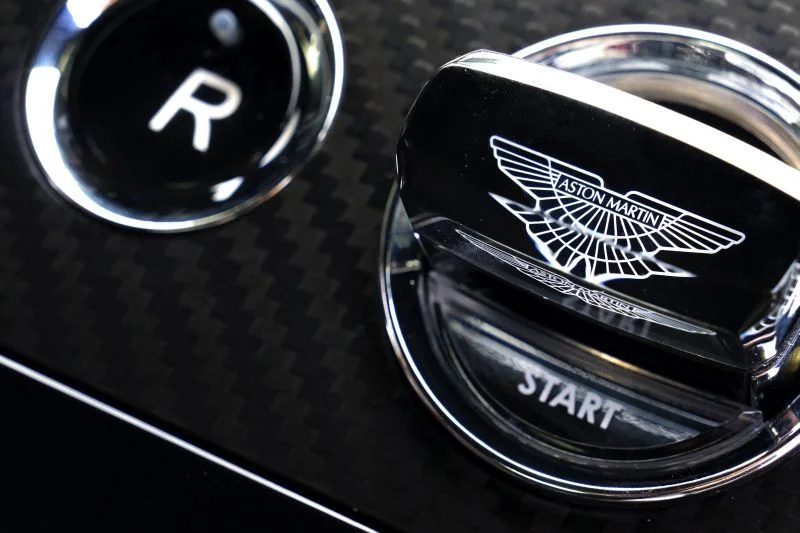 Aston Martin DB9 6.0 V12 (517 Hp) Automatic2012 - 2015 thumbnail 17