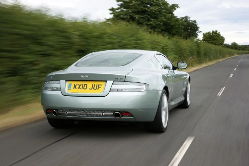 Aston Martin DB9 6.0 i V12 48V (456 Hp)2004 - 2012 thumbnail 12