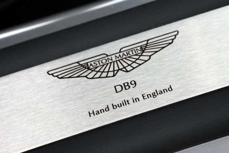 Aston Martin DB9 6.0 i V12 48V (456 Hp)2004 - 2012 thumbnail 6
