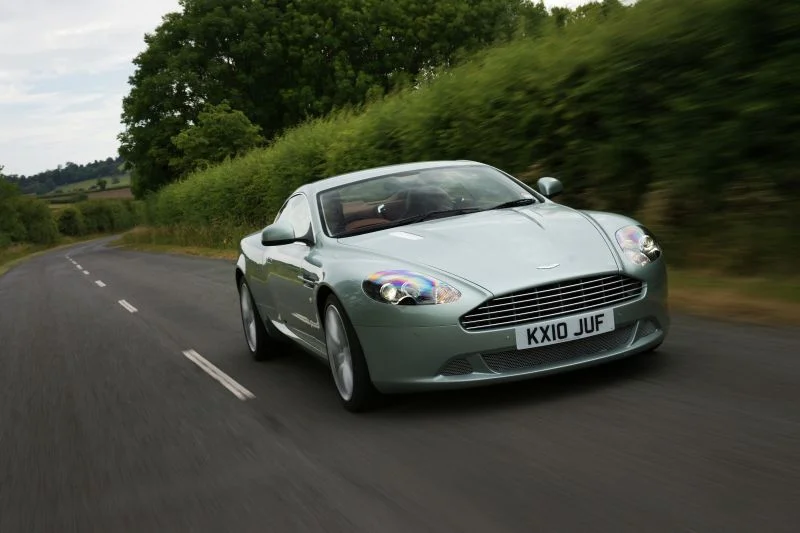 Aston Martin DB9 6.0 i V12 48V (456 Hp)2004 - 2012 thumbnail 7