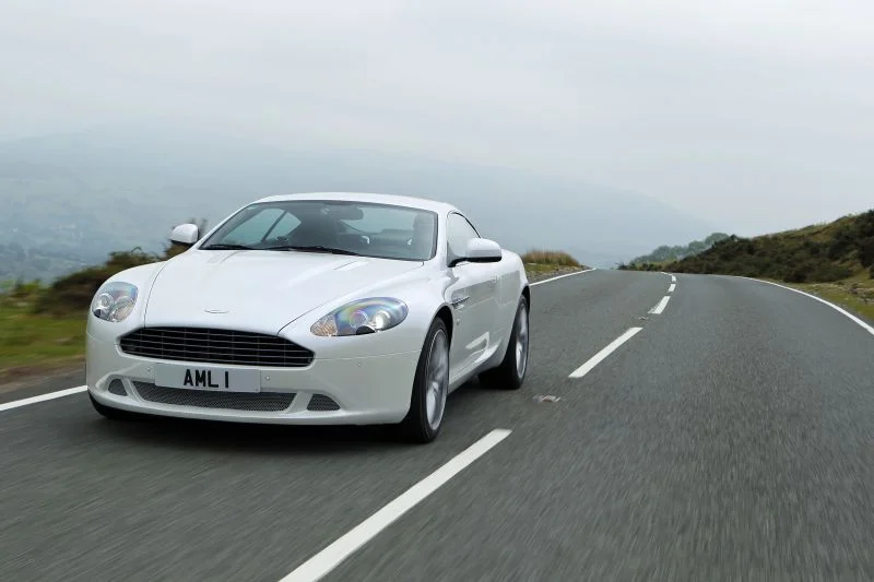 Aston Martin DB9 6.0 i V12 48V (456 Hp)2004 - 2012 thumbnail 9