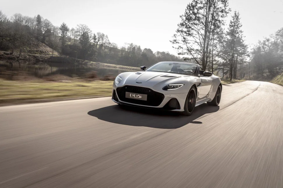 Aston Martin DBS 5.2 V12 (725 Hp) Automatic2019 - - 1