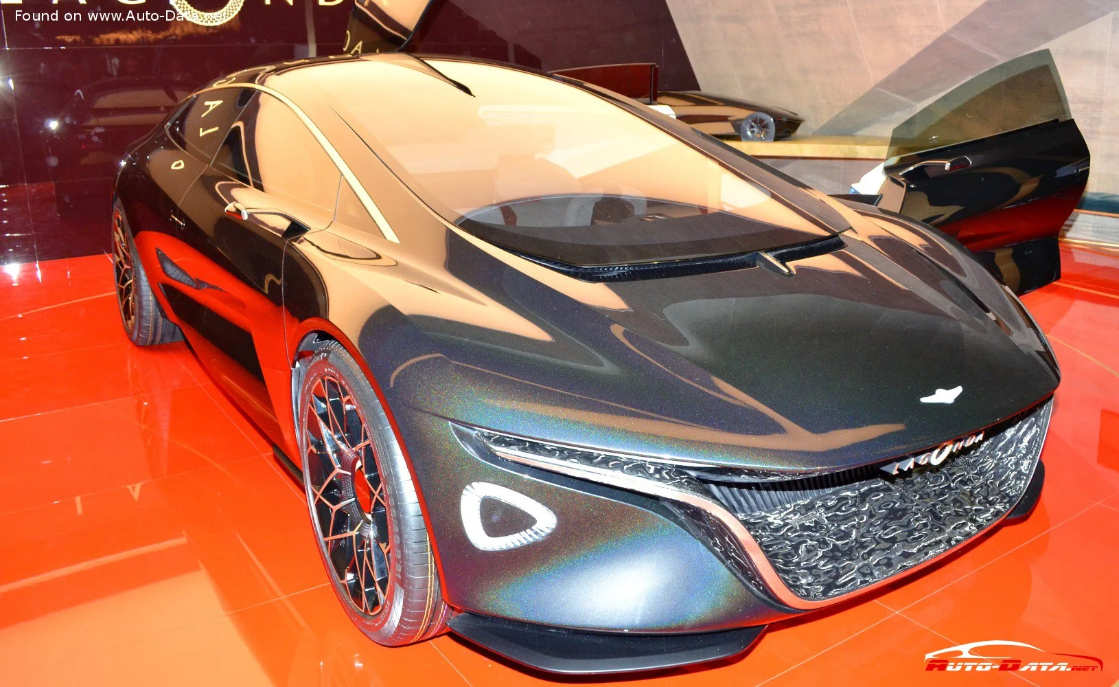 Aston Martin Lagonda Aston Martin Lagonda Vision Concept - 1